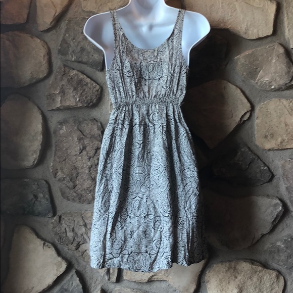 Urban Outfitters black and white v cut dress small - Picture 4 of 5